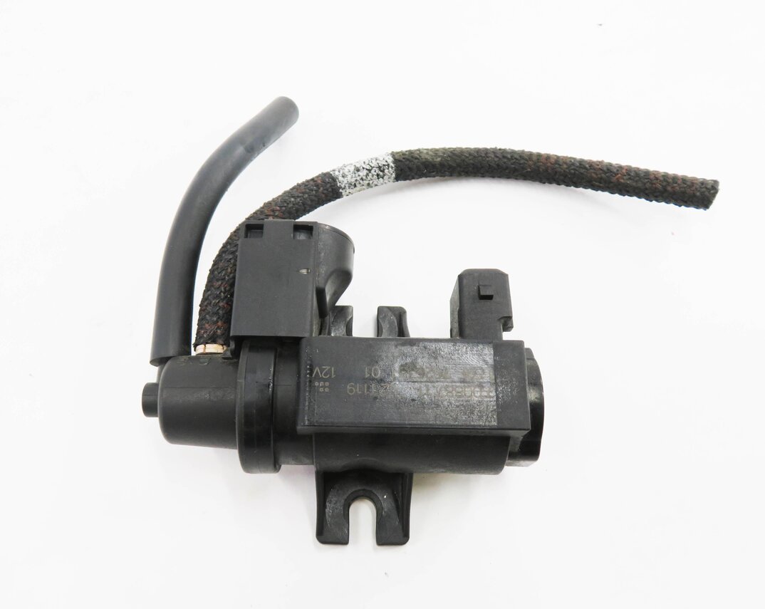Thumbnail 2: 2013 BMW X5 (E70) 3.0L N55 ENGINE - TURBO PRESSURE CONVERTER SOLENOID