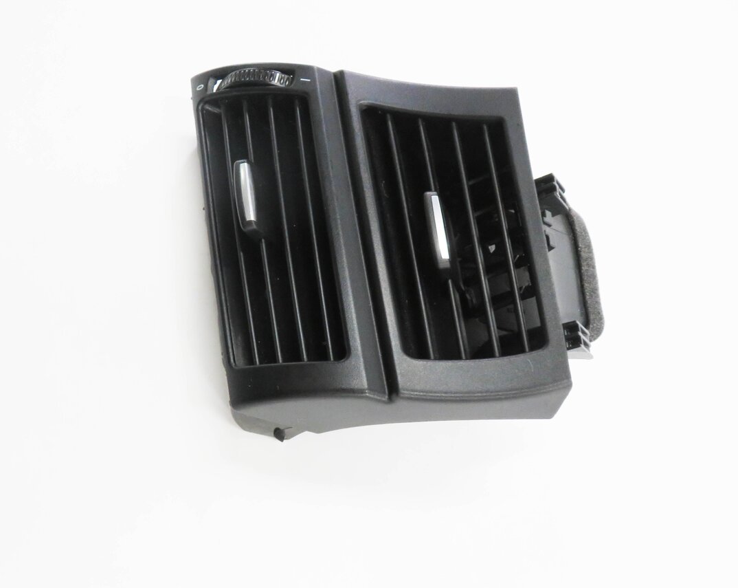 Thumbnail 4: 2013 BMW X5 (E70) RIGHT FRONT PASSENGER DASH HEATER A/C AIR VENT