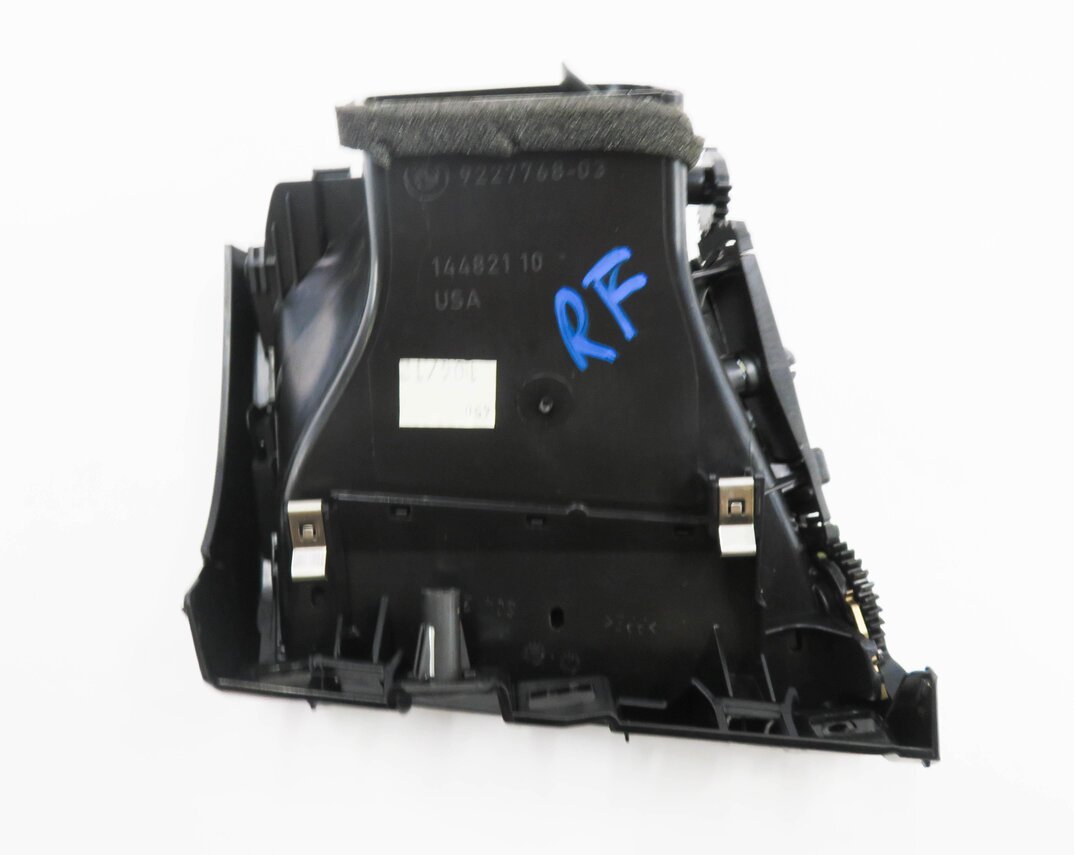 Thumbnail 6: 2013 BMW X5 (E70) RIGHT FRONT PASSENGER DASH HEATER A/C AIR VENT