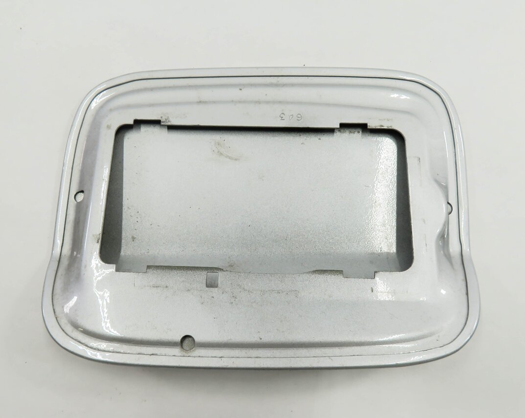 Thumbnail 6: 2007-2013 BMW X5 (E70) FUEL TANK FILLER DOOR TRIM COVER LID (TITANIUM SILVER)