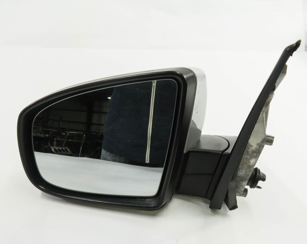 Thumbnail 2: 2011-2013 BMW X5 (E70) LEFT DRIVER HEATED MEMORY DOOR MIRROR (TITANIUM SILVER)