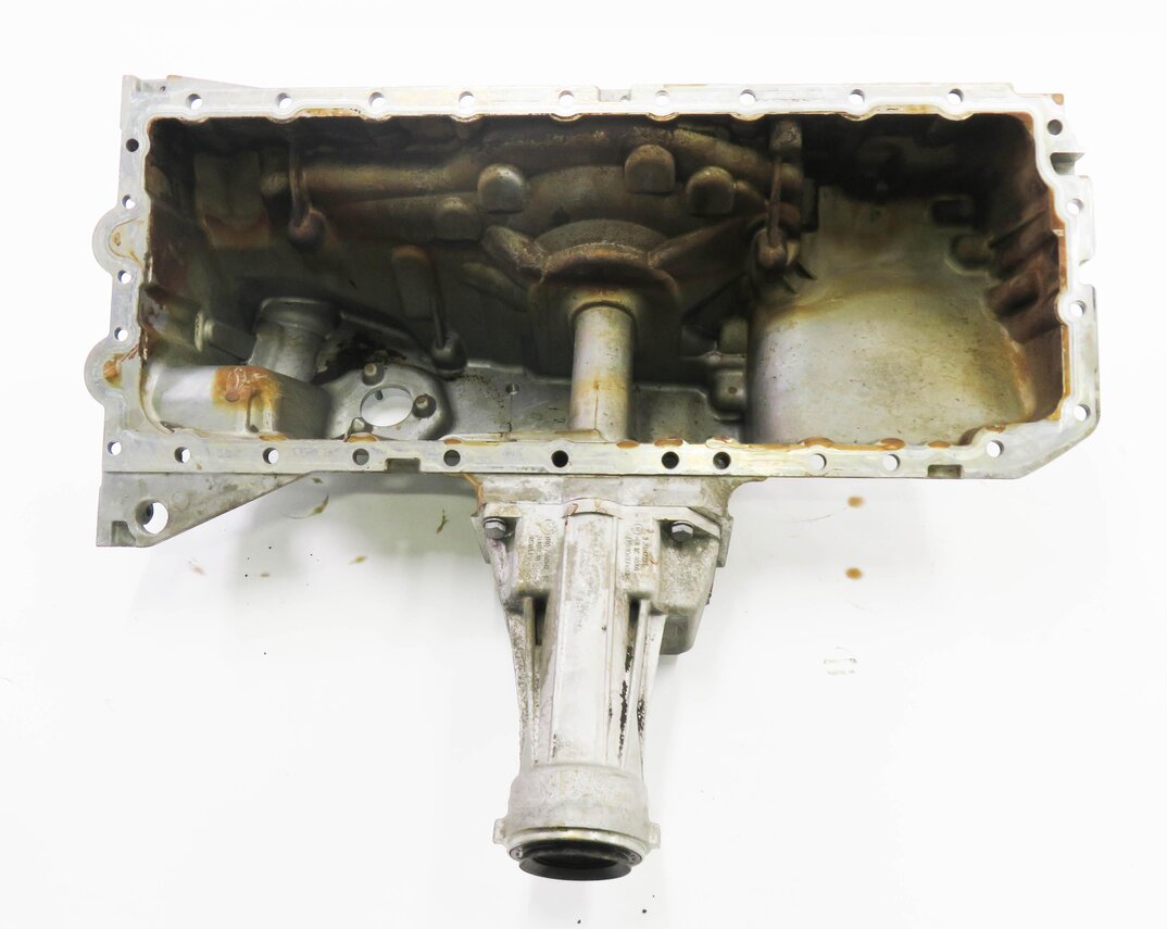 Thumbnail 6: 11-14 BMW X5 X6 (E70 E71) 3.0L N55 TURBO ENGINE - MOTOR OIL FLUID PAN w/ FLANGE
