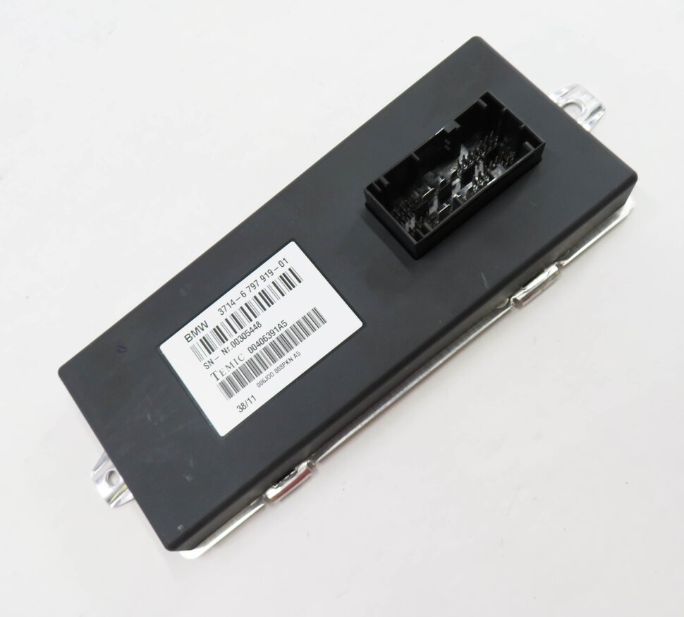 2009-2014 BMW X6 (E71) DYNAMIC DRIVE SUSPENSION CONTROL MODULE