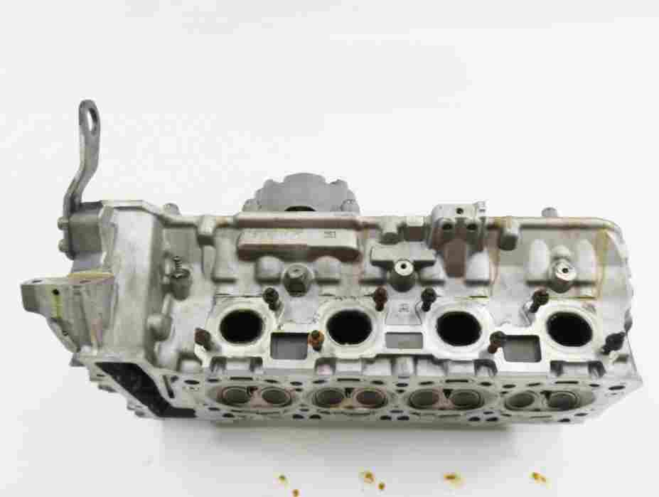 Thumbnail 6: 08-14 BMW 550i 750i X5 X6 (F01 E70 F10 E71) 4.4L TWIN TURBO RIGHT CYLINDER HEAD