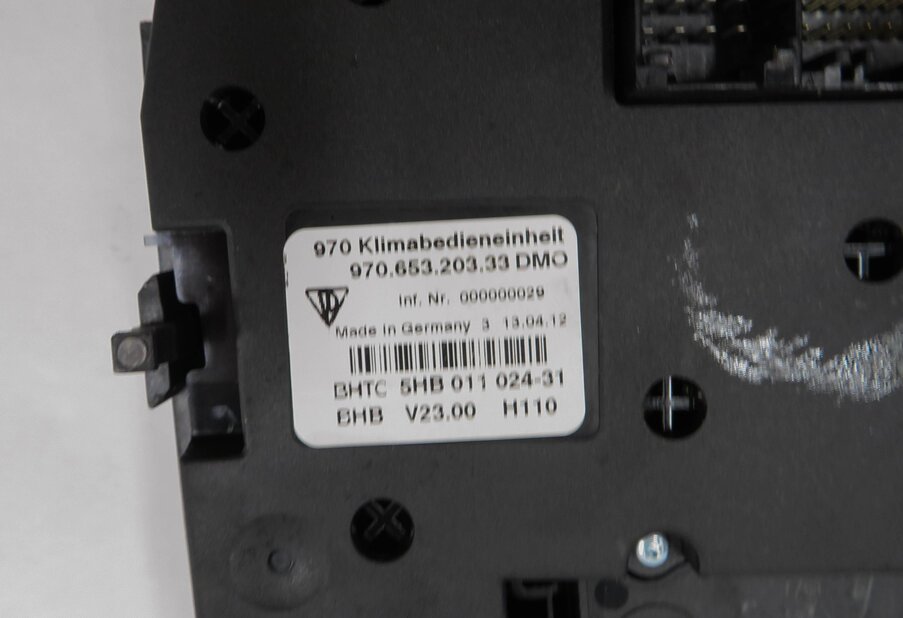 Thumbnail 10: 2010-2013 PORSCHE PANAMERA (970 G1) FRONT TEMPERATURE CONTROL SWITCH PANEL