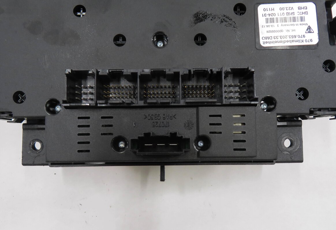 Thumbnail 9: 2010-2013 PORSCHE PANAMERA (970 G1) FRONT TEMPERATURE CONTROL SWITCH PANEL