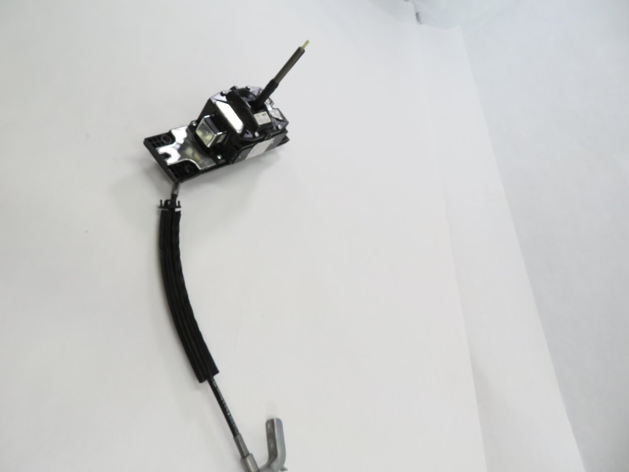 Thumbnail 5: 2012-2013 PORSCHE PANAMERA (970 G1) HYBRID - A/T TRANSMISSION GEAR SHIFTER BOX