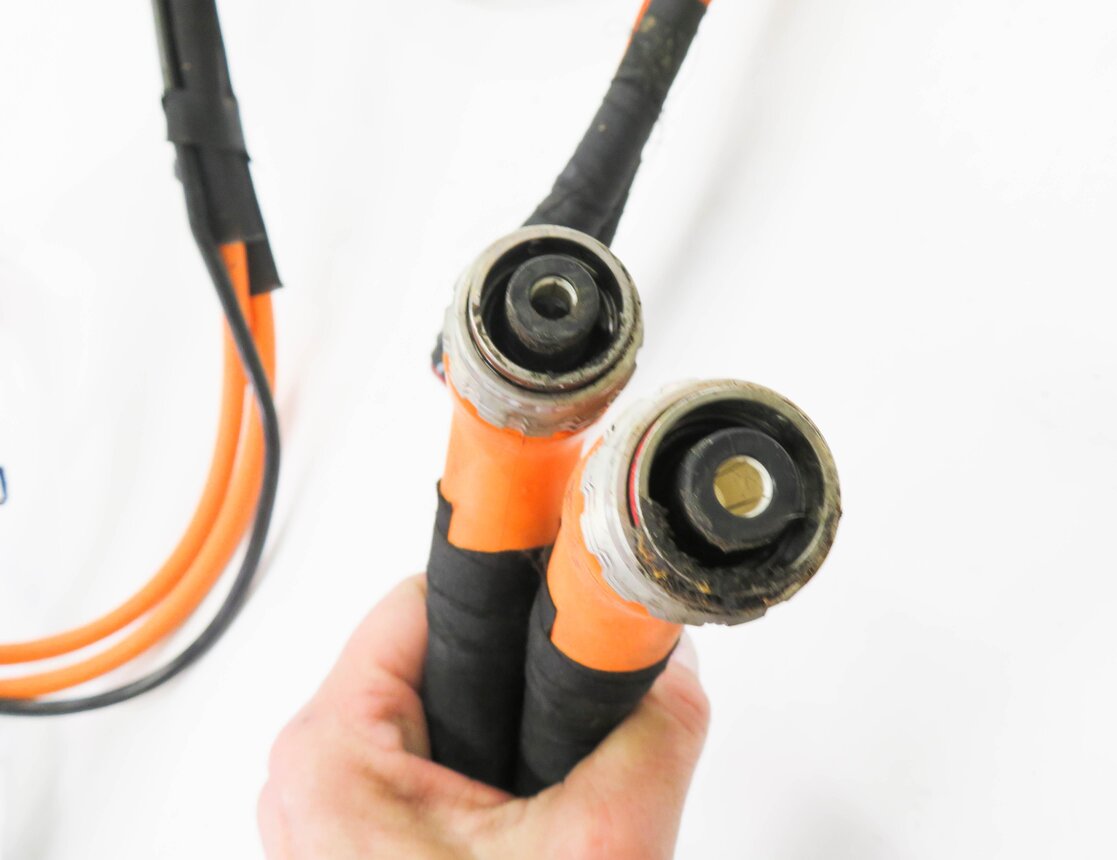 Thumbnail 5: 2012 PORSCHE PANAMERA (970 G1) HYBRID - HIGH VOLTAGE BATTERY CABLE