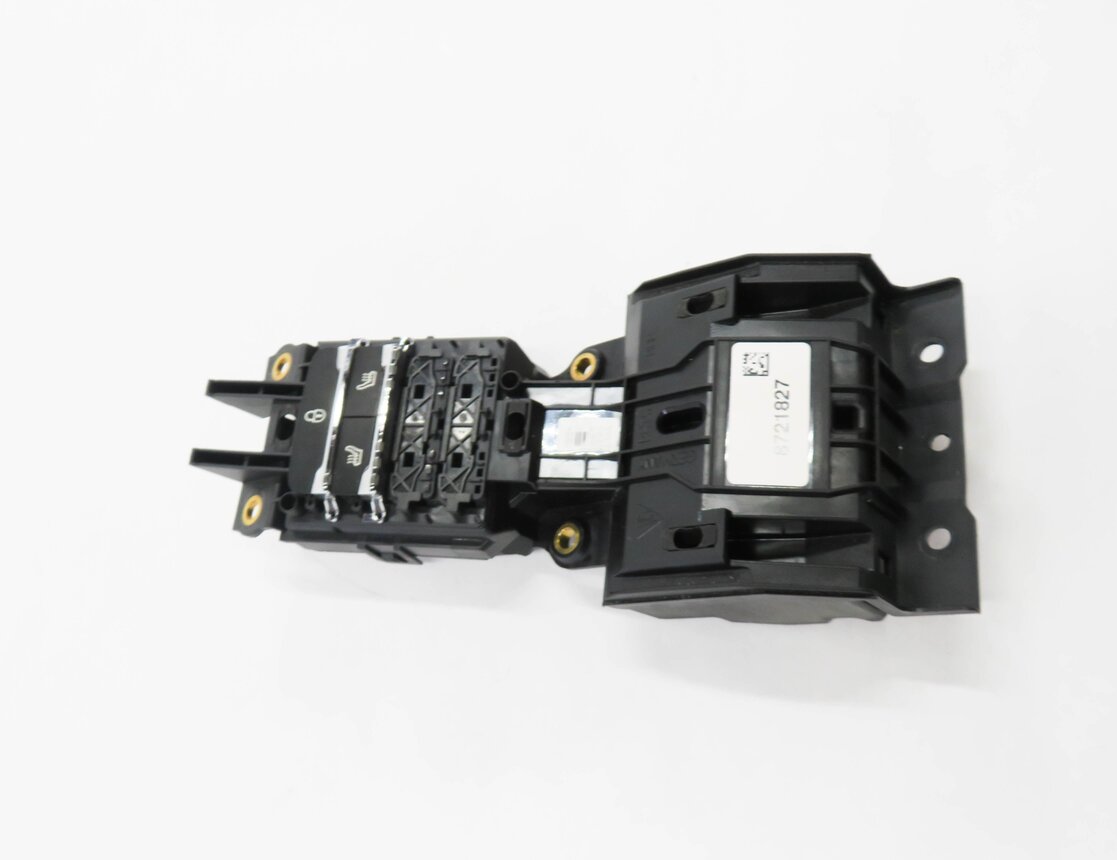 Thumbnail 3: 2012 PORSCHE PANAMERA (970 G1) REAR HEATED SEAT SWITCH BUTTON
