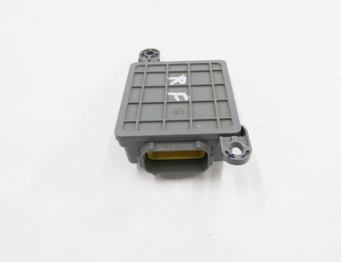 Thumbnail 5: 2012 PORSCHE PANAMERA (970 G1) RIGHT FRONT SEAT OCCUPANCY WEIGHT SENSOR