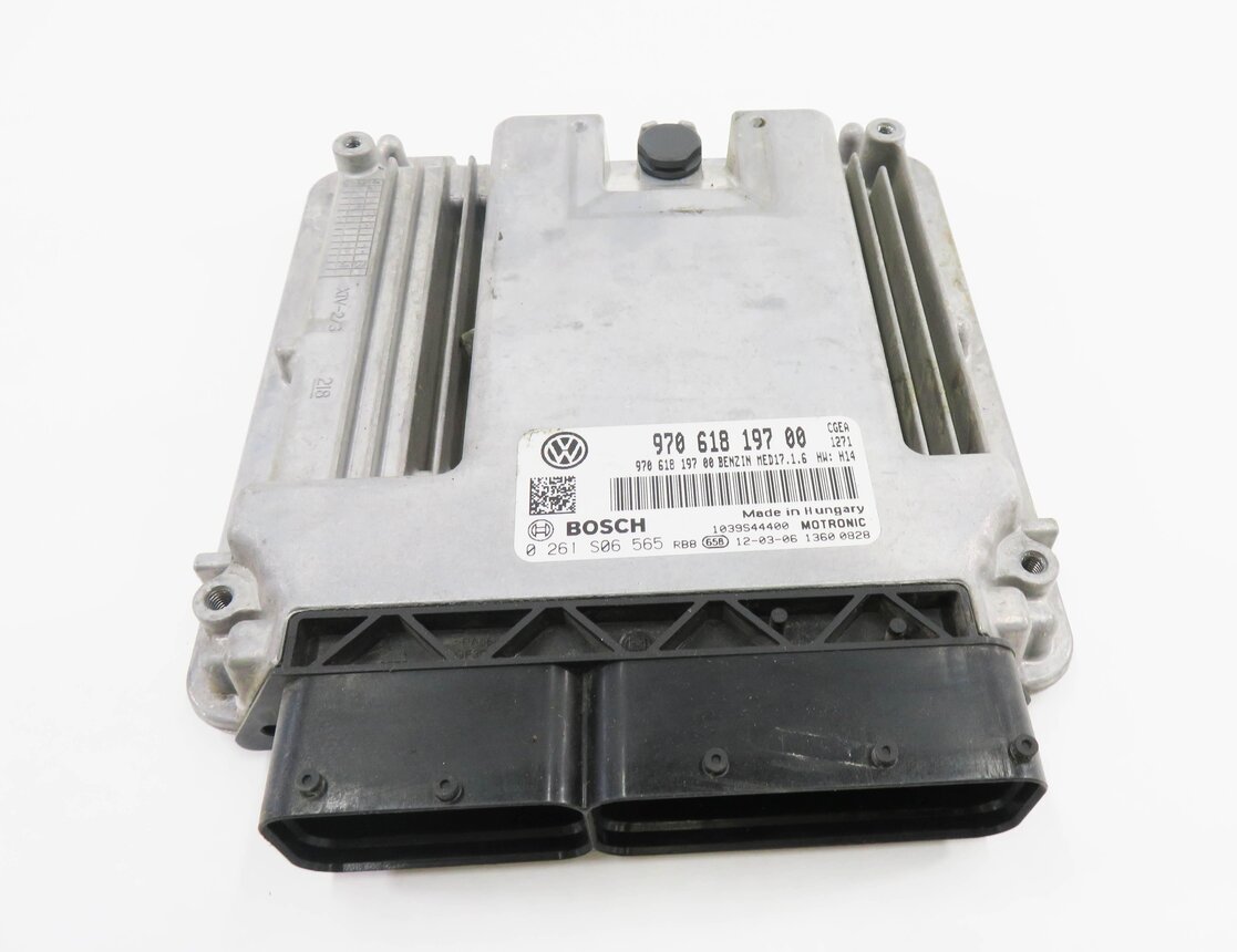 Thumbnail 5: 2012 PORSCHE PANAMERA (970 G1) HYBRID - 3.0L M06 ENGINE ECM BCM MODULE KEY SET