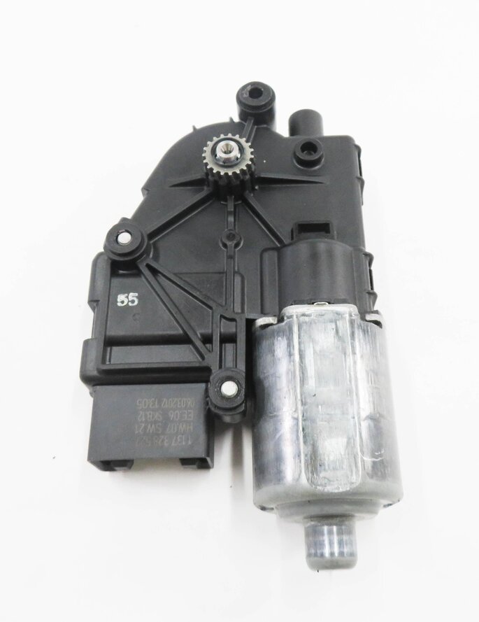 Thumbnail 5: 2010-2016 PORSCHE PANAMERA (970 G1) POWER SUNROOF WINDOW MOTOR