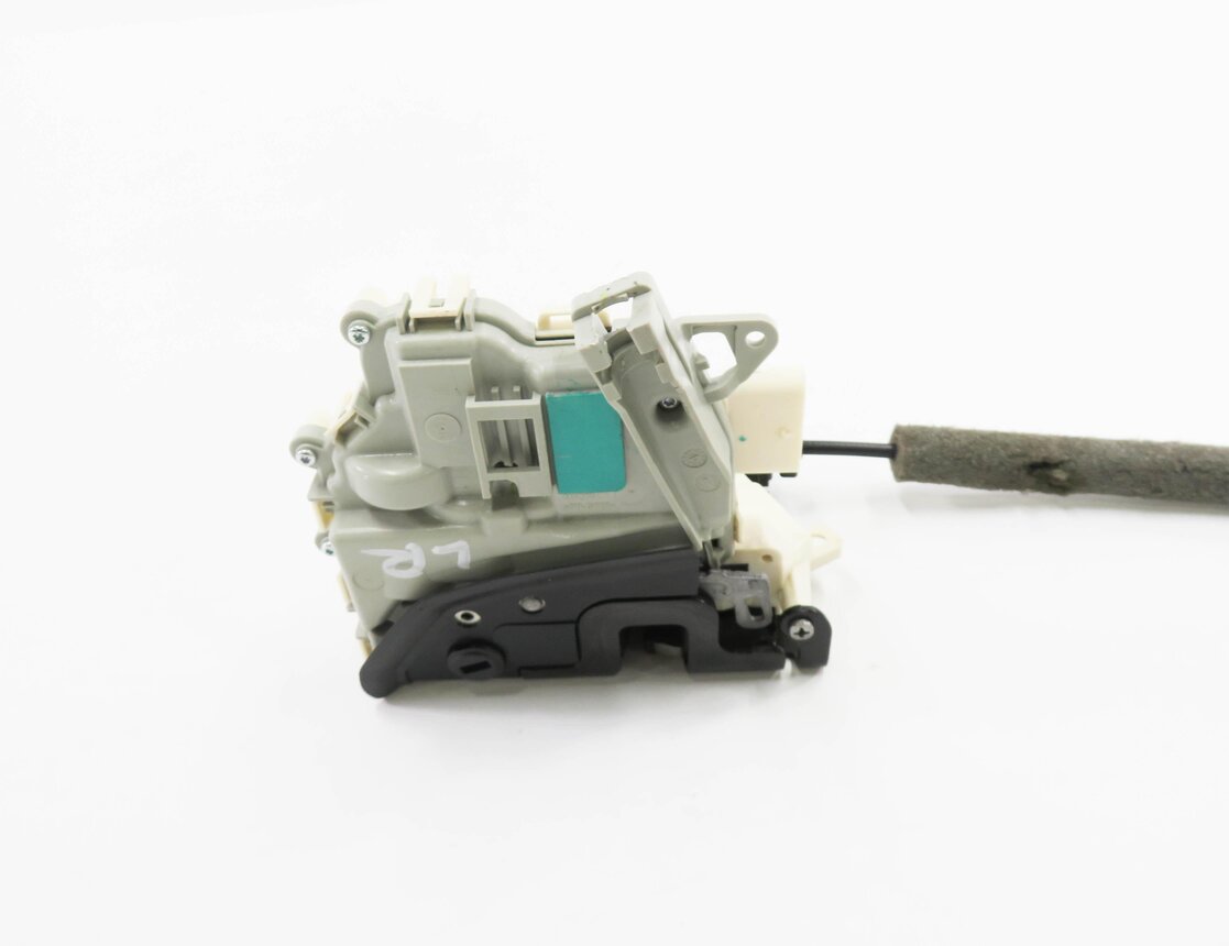Thumbnail 5: 2010-2020 VW / PORSCHE - A3 A4 A8 S3 S4 Q5 MACAN PANAMERA - LEFT REAR DOOR LATCH