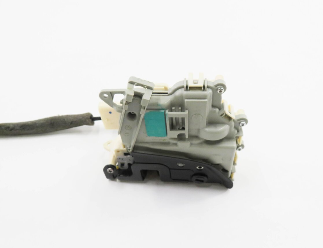 Thumbnail 5: 2010-2020 VW PORSCHE - A3 A4 A8 S3 S4 Q5 MACAN PANAMERA - RIGHT REAR DOOR LATCH