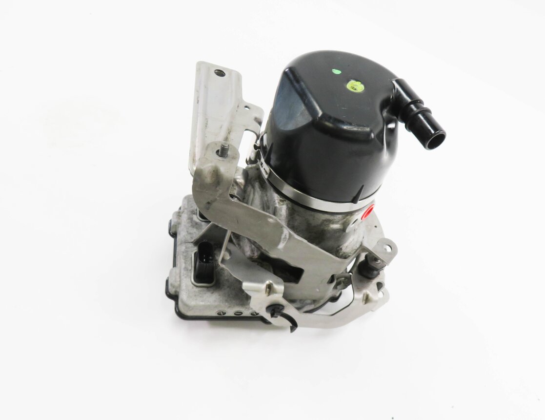 Thumbnail 2: 11-18 PORSCHE CAYENNE PANAMERA (958 970) HYBRID - ELECTRIC POWER STEERING PUMP