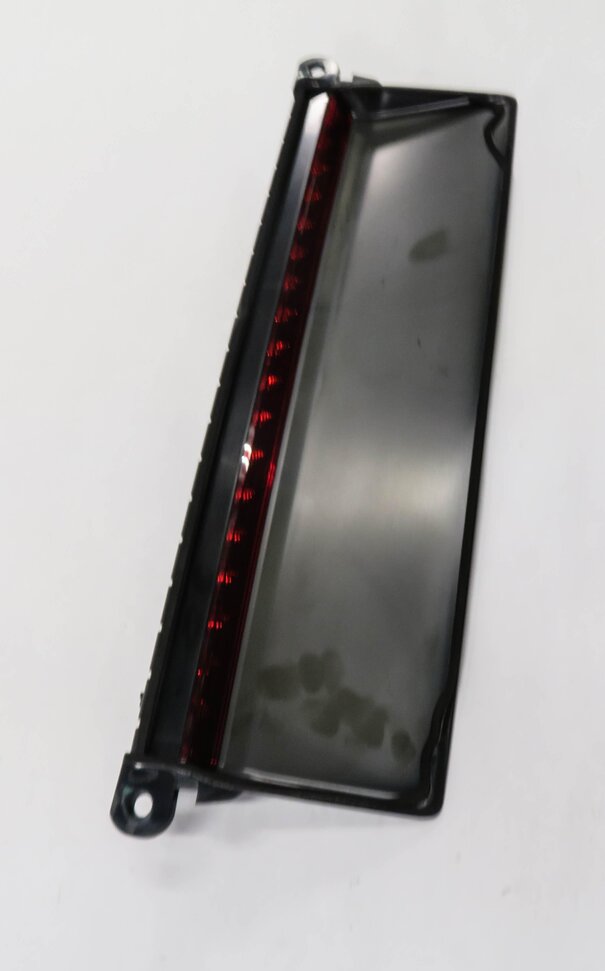Thumbnail 3: 2012 PORSCHE PANAMERA (970 G1) REAR 3rd THIRD BRAKE LIGHT LAMP