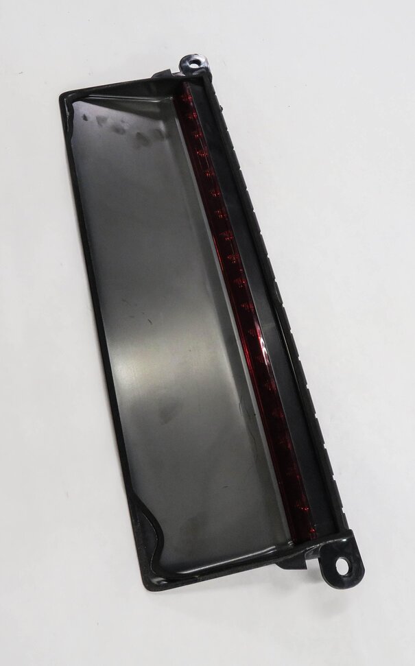 Thumbnail 4: 2012 PORSCHE PANAMERA (970 G1) REAR 3rd THIRD BRAKE LIGHT LAMP