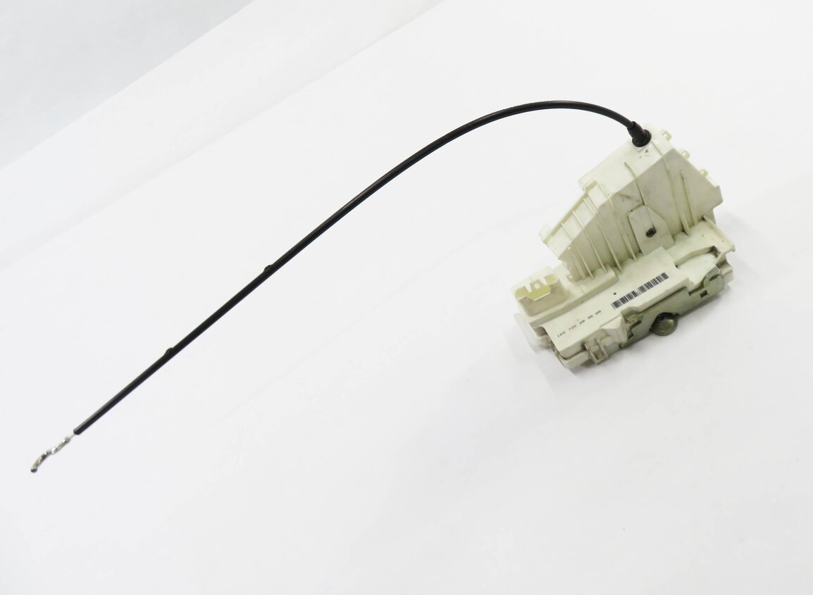06-12 MERCEDES GL320 GL450 GL550 GL350 ML500 ML350 - RIGHT FRONT DOOR LOCK LATCH