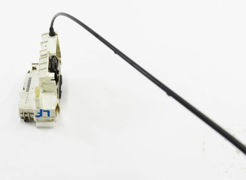 Thumbnail 4: 06-12 MERCEDES GL320 GL450 GL550 GL350 ML500 ML350 - LEFT FRONT DOOR LOCK LATCH