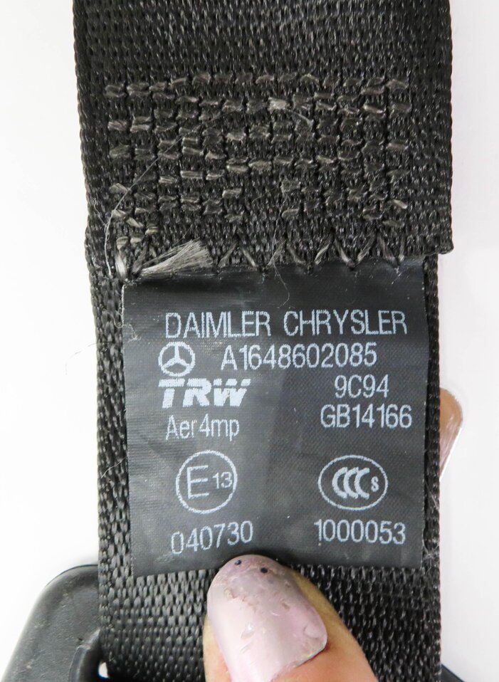 Thumbnail 6: 2008 MERCEDES GL450 (X164) REAR SECOND ROW SEAT RIGHT SEATBELT RETRACTOR (BLACK)