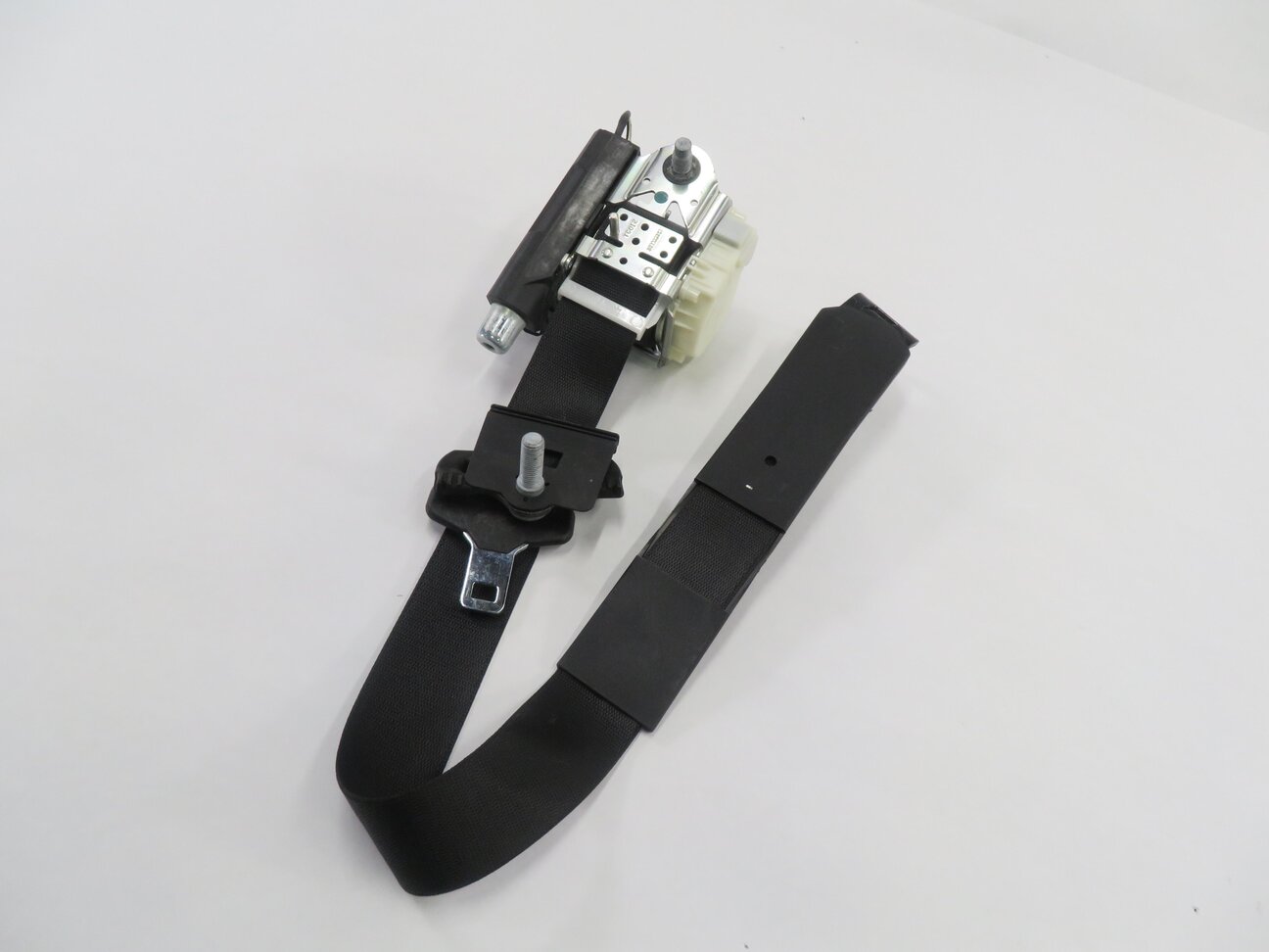 2008 MERCEDES GL450 (X164) REAR THIRD ROW SEAT RIGHT SEATBELT RETRACTOR (BLACK)
