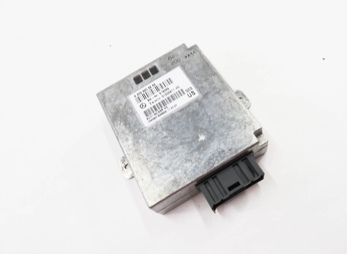 06-12 MERCEDES E350 E550 G500 GL320 GL350 GL450 ML320 ML350 VOICE CONTROL MODULE