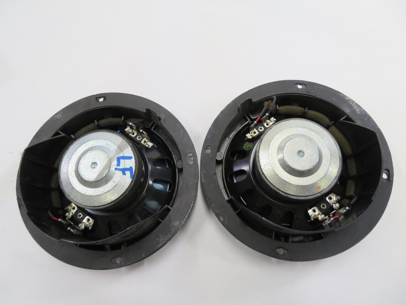 Thumbnail 14: 2008 MERCEDES GL450 (X164) LOGIC 7 AUDIO - TWEETER SUB SUBWOOFER SPEAKER SET
