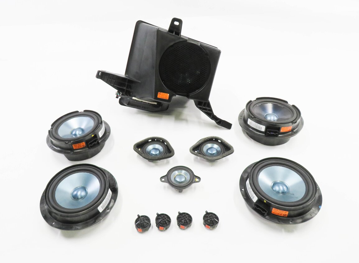 Thumbnail 2: 2008 MERCEDES GL450 (X164) LOGIC 7 AUDIO - TWEETER SUB SUBWOOFER SPEAKER SET
