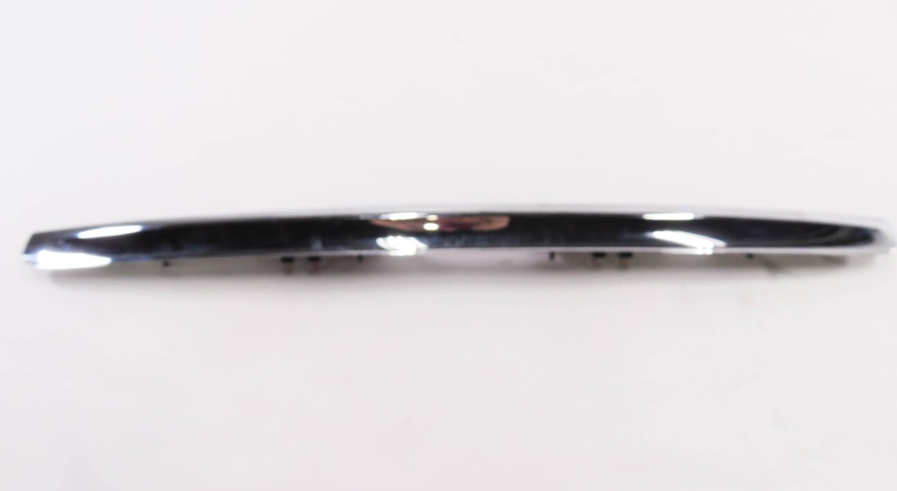 Thumbnail 5: 2008 MERCEDES BENZ GL450 (X164) REAR TRUNK HANDLE PANEL w/ LICENSE PLATE LIGHTS