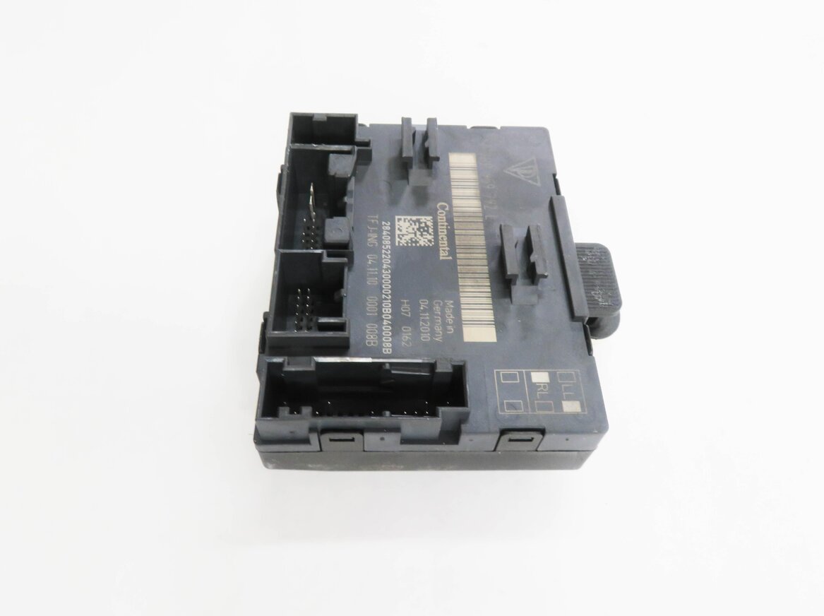 Thumbnail 4: 2011 PORSCHE CAYENNE (958) RIGHT FRONT PASSENGER DOOR CONTROL MODULE