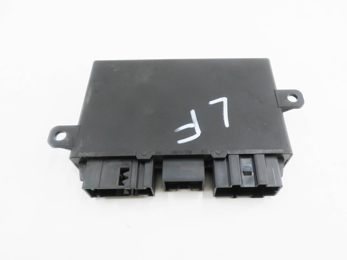 Thumbnail 5: 2011 PORSCHE CAYENNE (958) FRONT SEAT CONTROL MODULE