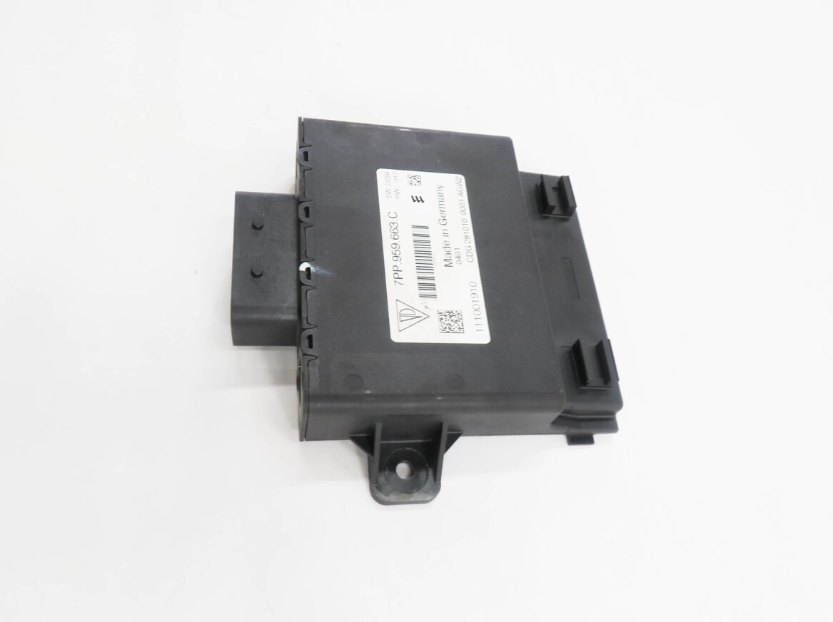 Thumbnail 4: 2011 PORSCHE CAYENNE (958) VOLTAGE CONVERTER CONTROL MODULE