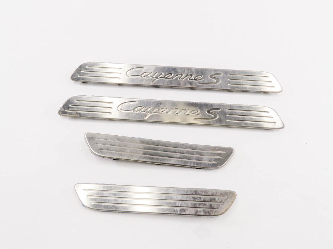 Thumbnail 2: 2011 PORSCHE CAYENNE (958) FRONT & REAR DOOR SILL STEP TRIM SCUFF PANEL TRIM SET