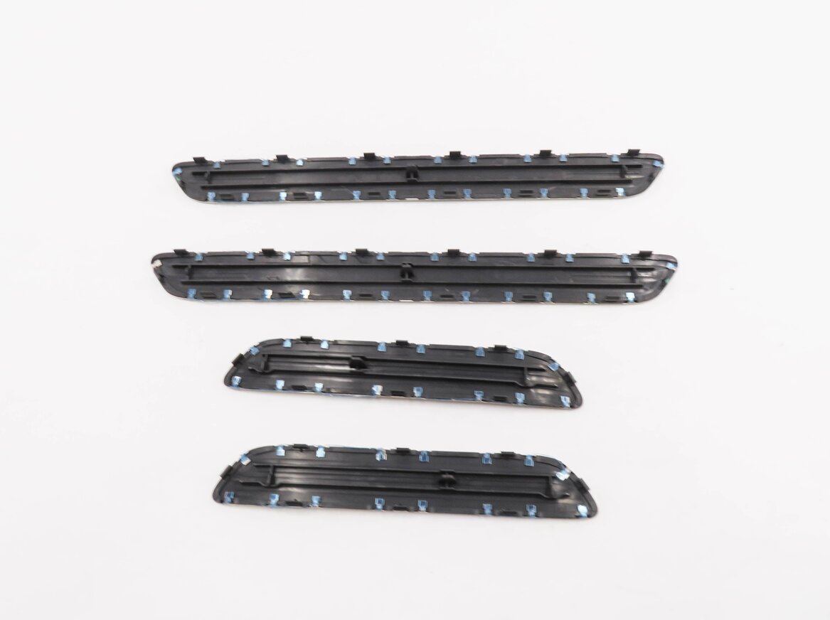 Thumbnail 5: 2011 PORSCHE CAYENNE (958) FRONT & REAR DOOR SILL STEP TRIM SCUFF PANEL TRIM SET
