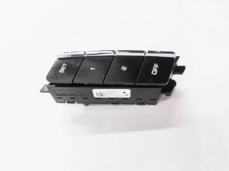 Thumbnail 3: 2011 PORSCHE CAYENNE (958) RIGHT FRONT PASSENGER MEMORY SEAT POSITION SWITCH