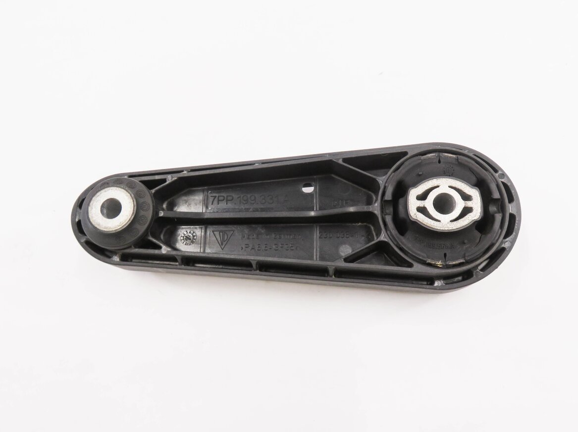 Thumbnail 5: 2011 PORSCHE CAYENNE (958) ENGINE TORSION MOUNT BRACKET