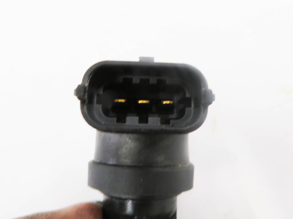 Thumbnail 6: 2011 PORSCHE CAYENNE (958) 4.8L M48 V8 ENGINE - CAMSHAFT CAM POSITION SENSOR