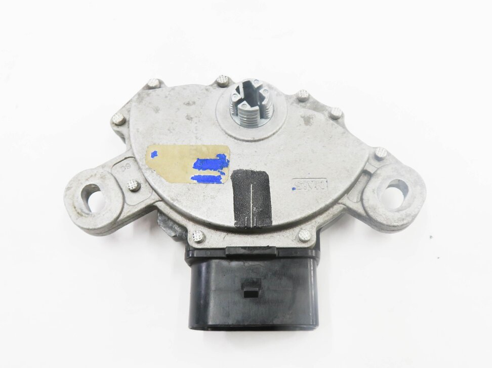 Thumbnail 6: 2011 PORSCHE CAYENNE (958) A/T TRANSMISSION NEUTRAL SAFETY RANGE SWITCH