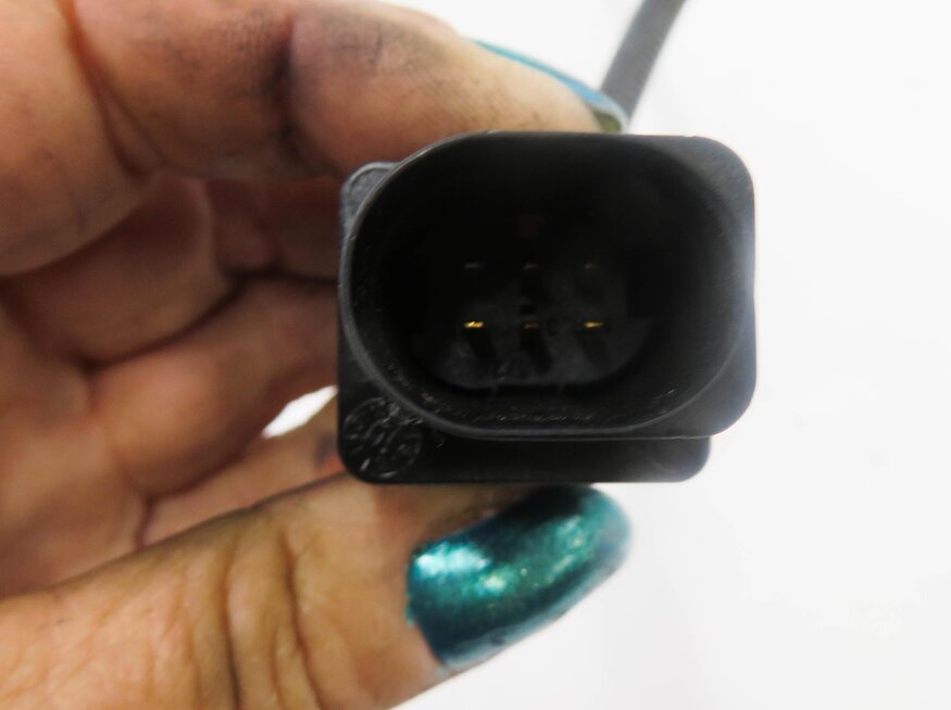 Thumbnail 4: 2011 PORSCHE CAYENNE (958) 4.8L - PRE / POST CAT O2 OXYGEN SENSOR SET-4