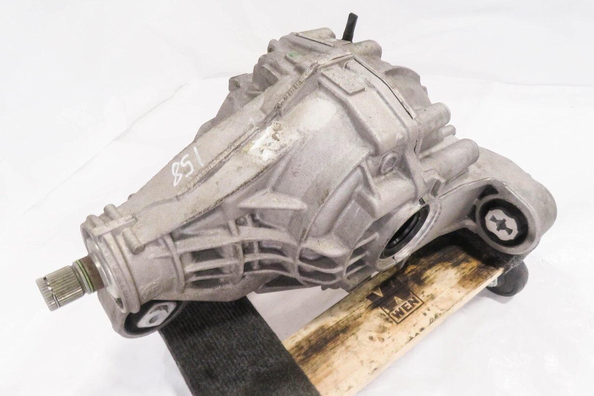 11-14 PORSCHE CAYENNE (958) 4.8L - REAR DIFFERENTIAL GEAR CARRIER (3.09 RATIO)
