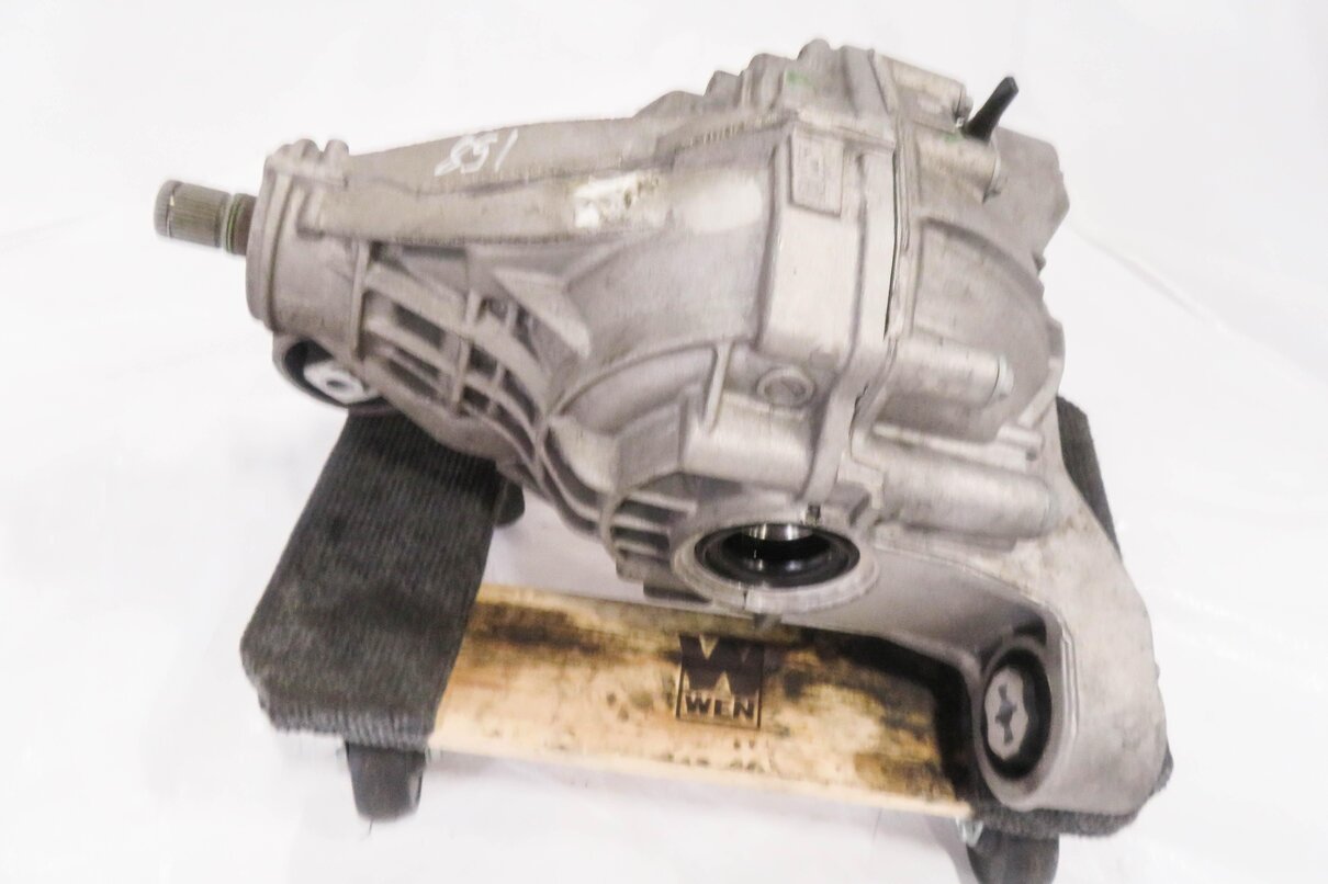 Thumbnail 2: 11-14 PORSCHE CAYENNE (958) 4.8L - REAR DIFFERENTIAL GEAR CARRIER (3.09 RATIO)