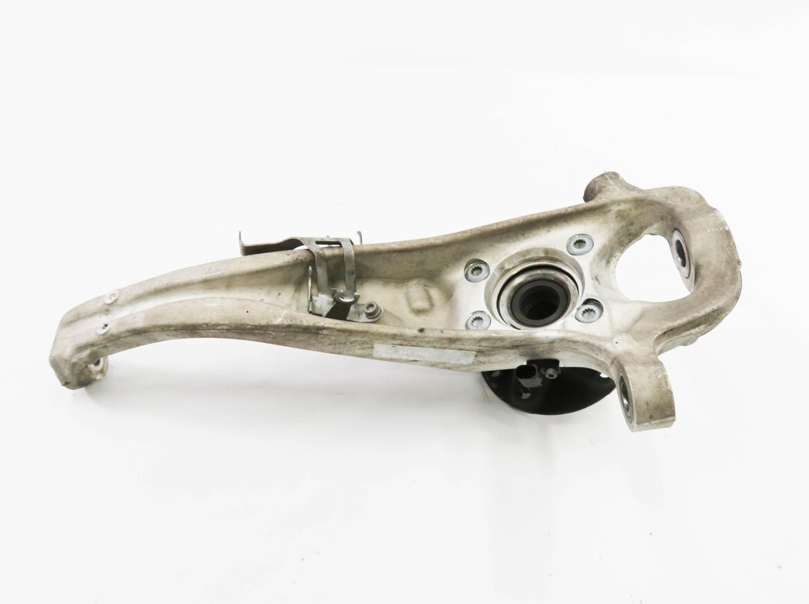 Thumbnail 2: 2011-2018 PORSCHE CAYENNE (958) LEFT FRONT DRIVER SPINDLE KNUCKLE WHEEL HUB