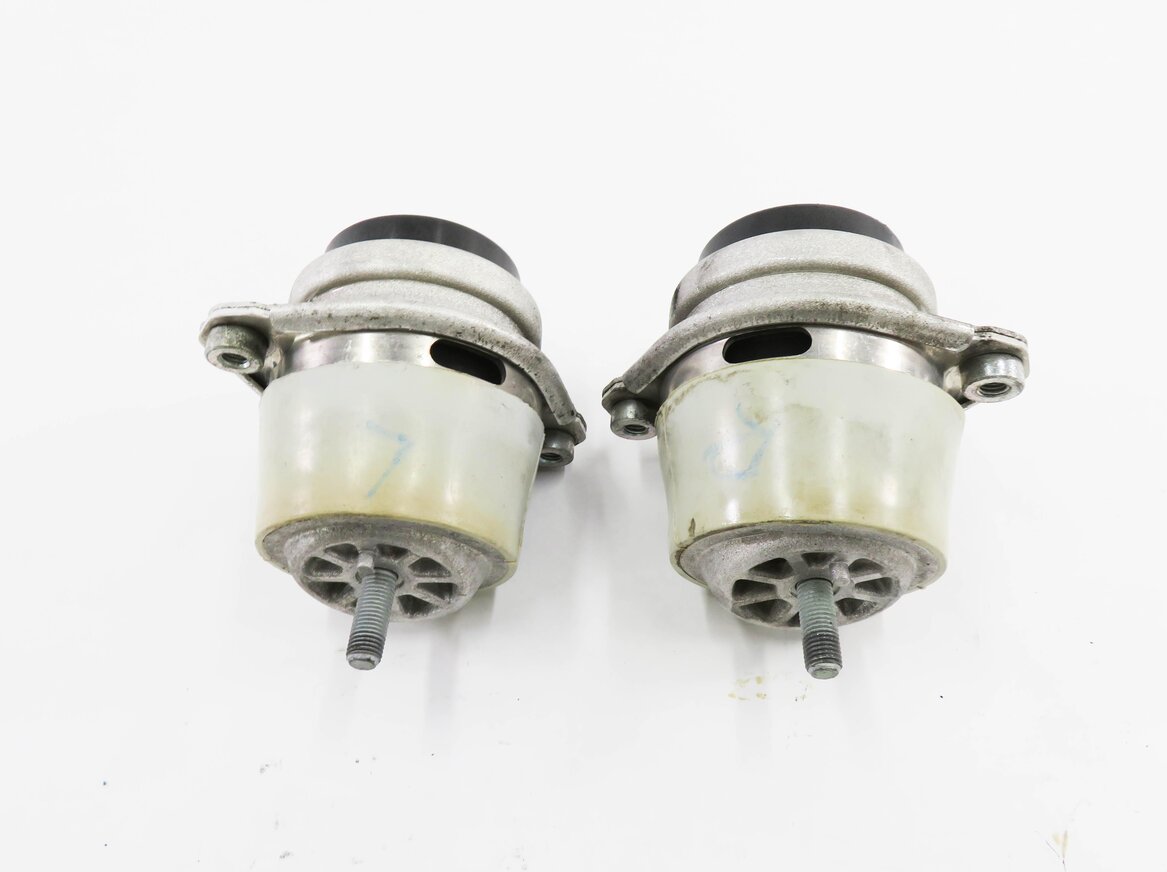 Thumbnail 5: 2011 PORSCHE CAYENNE (958) 4.8L M48 V8 ENGINE - MOTOR MOUNT SET-2