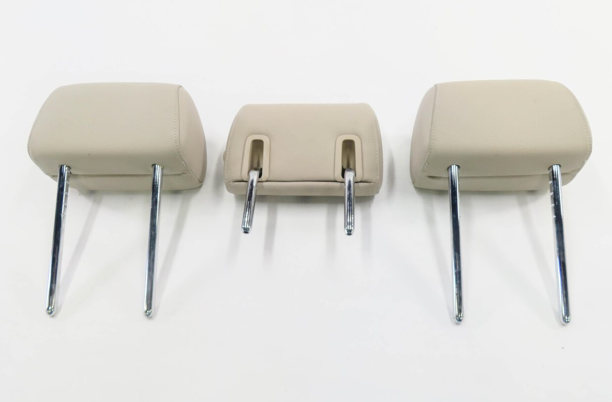 Thumbnail 7: 2012 BMW 528i (F10) REAR SEAT HEADREST SET-3 (OYSTER DAKOTA LEATHER LCCX)