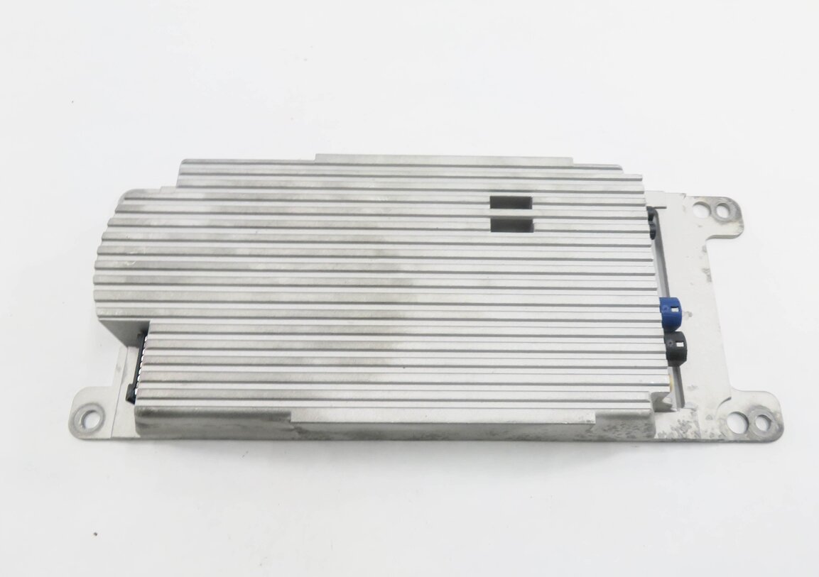 Thumbnail 2: 2012 BMW 528i (F10) BLUETOOTH TELEMATICS COMBOX CONTROL MODULE