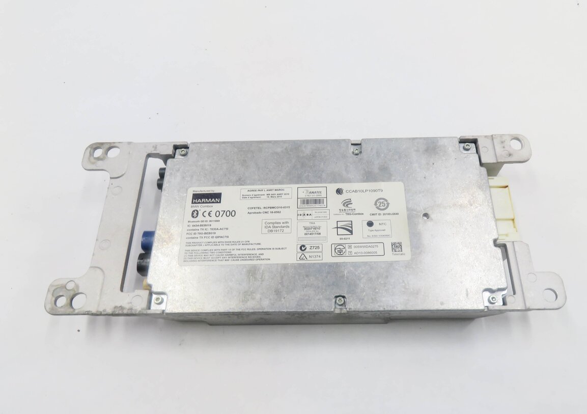 Thumbnail 5: 2012 BMW 528i (F10) BLUETOOTH TELEMATICS COMBOX CONTROL MODULE