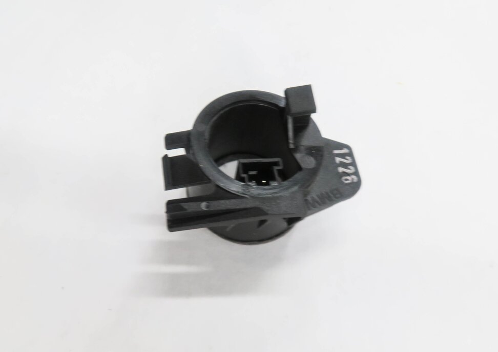 Thumbnail 4: 2012 BMW 528i (F10) IGNITION SWITCH IMMOBILIZER COIL RING KEY READER