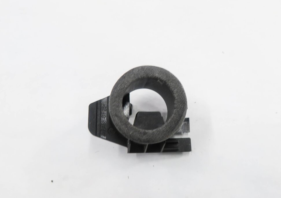 Thumbnail 5: 2012 BMW 528i (F10) IGNITION SWITCH IMMOBILIZER COIL RING KEY READER