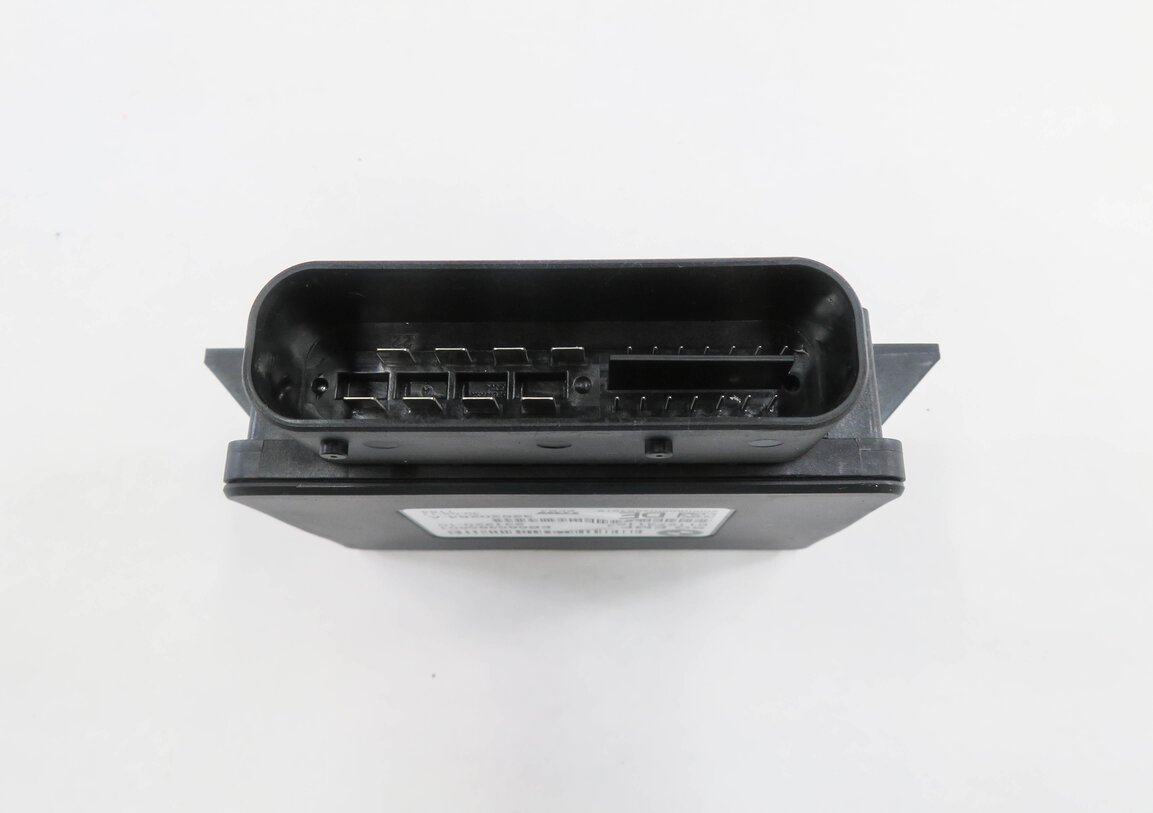 Thumbnail 6: 11-19 BMW 528i 535i 550i 640i 650i M5 M6 X3 X4 - PARKING BRAKE CONTROL MODULE