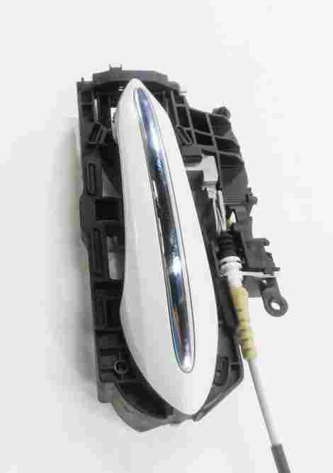 Thumbnail 4: 2011-2016 BMW 528i 535i 550i M5 (F10) RIGHT FRONT PASSENGER DOOR HANDLE (WHITE)